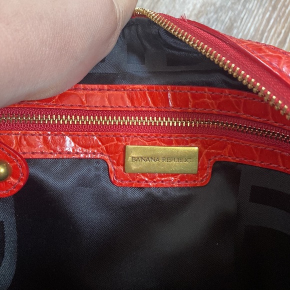NWOT BANANA REPUBLIC Red Purse - Picture 5 of 8